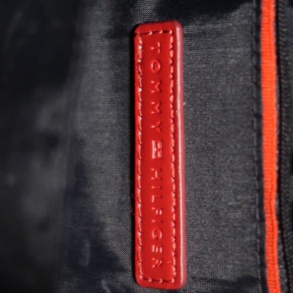 Tommy Hilfiger bag - Picture 3 of 3